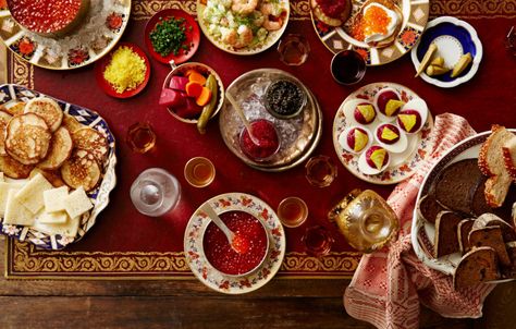 Vodka, caviar, blinis, pickled beet eggs, and a retro shrimp salad: What more do you need on New Year's Eve? Celebrate like the Russians do—in style. Caviar Blinis, Pickle Drinks, Beet Eggs, New Years Eve Menu, Pickle Vodka, Caviar Recipes, Pickled Beets, Shot Recipes, Shrimp Salad