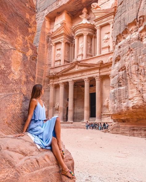 N a t h a l i e ✨ GLOBETROTTER on Instagram: “There are only a few places out there that look even more impressive in real life than on these pictures on the gram 😉 but Petra is…” Exotic Travel Destinations, Jordan Travel, Petra Jordan, Wadi Rum, Visit Egypt, Egypt Travel, Travel Packages, Amman, In The Desert