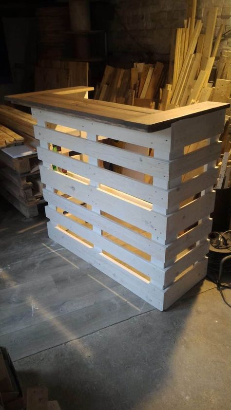 Pallet Console Bar • 1001 Pallets Bar Con Pallet, Palet Bar, Pallet Bar Plans, Bar Pallet, Pallet Bar Diy, Euro Pallets, Diy Outdoor Bar, Bar Plans, 1001 Pallets