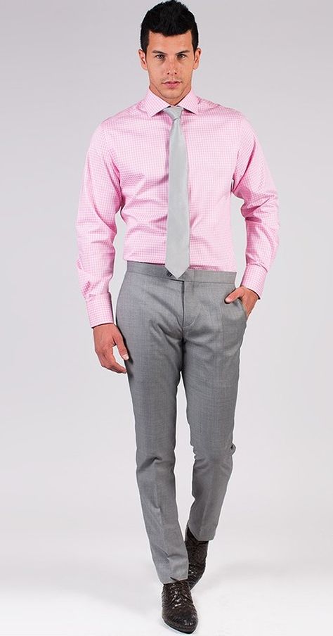 White Pants Outfit Mens, Pink Shirt Outfit Men, Light Pink Shirt Outfit, Pink Dress Shirt Men, 1918 Fashion, Chinos Men Outfit, Pink Shirt Outfit, Pink Shirt Men, Pink Pants Outfit