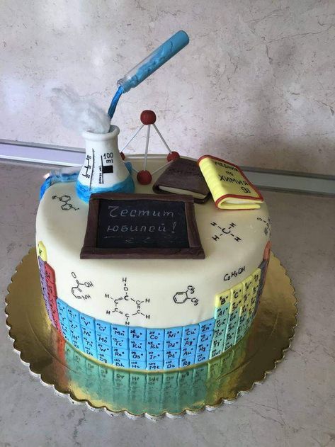 Chemistry Cake, Science Cake, Science Birthday Party Ideas, Chemistry Periodic Table, Science Birthday, Science Party, Pretty Birthday Cakes, Kraf Diy, Science Lab