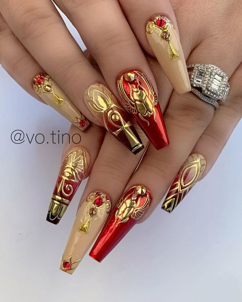 Tino😘Turn On Post Notification on Instagram: “❤️✨queen of Egypt✨❤️ ———————————————————————————  Using gel color “very cherry” “Gold chrome” PRODUCT SPONSORED 👉🏼 @daily_charme…” Egyptian Nail Art Design, Egyptian Nails Designs, Cleopatra Nails, Egyptian Nail Art, Egyptian Nails, Queen Of Egypt, Nail 2024, Valentines Nail, Instagram Queen