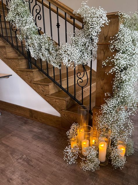 Floral Bannister Wedding, Wedding Florals On Staircase, Stair Flowers Wedding Staircases, Stair Flowers Wedding, Flower Staircase Wedding, Silver Oaks Chateau Wedding, Stairs Flower Decoration, Wedding Stairs Decoration, Staircase Candles