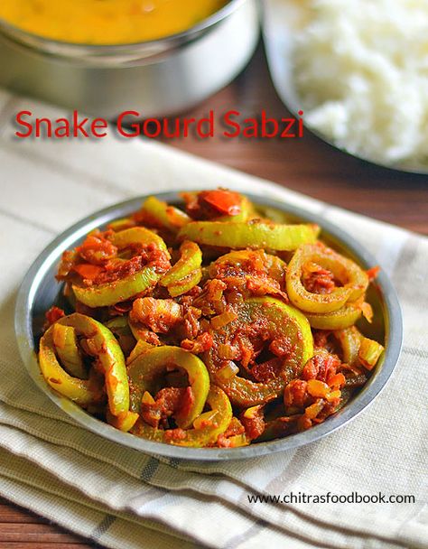 snake gourd sabzi recipe Snake Gourd Recipes, Snake Gourd Recipes Indian, Gourd Recipes, Bottle Gourd Recipe, Veg Gravy, Snake Gourd, Indian Vegetarian Dishes, Vegetarian Treats, Veg Curry