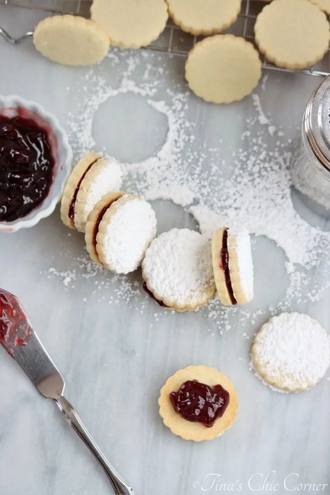 Small Sandwich Cookies, Sandwich Cookies With Jam, Jam Sandwich Cookies, Jelly Sandwich Cookies, Baby Jam, Plain Sugar Cookies, Light Sandwiches, Sandwich Cookies Filling, Roll Out Sugar Cookies