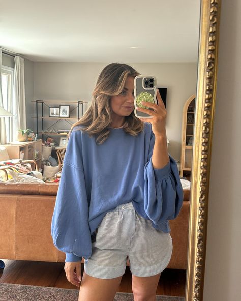 Follow @lindseystackhouse_ for more everyday mom outfits! Comment “OUTFIT” for all outfit details sent straight to your inbox Current outfit combinations: a flowy girlie top, jumpsuit or overalls, striped pants, any comfy set, and fun colorful sneakers Everyday Mom Outfits, Beachy Fits, Fall Rainy Day Outfits, Flowy Outfit, Travel Fits, Utah Fashion, Wanna Recreate, 2024 Wardrobe, Post Pregnancy Fashion