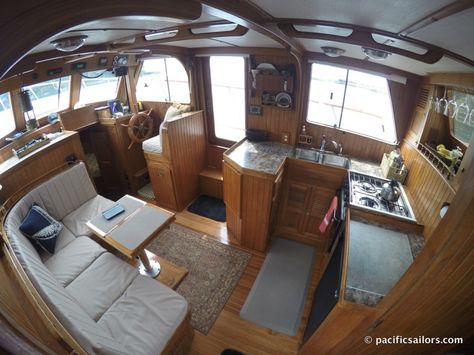 http://pacificsailors.com/about/the-trawler Boat interior. The main cabin of our trawler. Galley. Motorboat. Living aboard a boat. Boat Galley. Boat cooking. Cooking aboard. Living aboard. Tiny home, tiny house, tiny living. Boat livingroom. Houseboat Decor, John Alden, Trawler Boats, Liveaboard Boats, Boat Interior Design, Boat Galley, Sailboat Interior, Boat Illustration, Working Boat