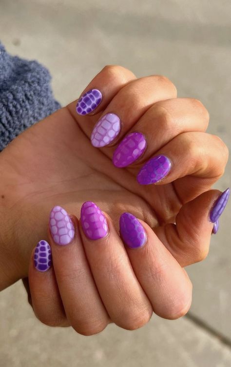 Trip Nails, Cutesy Nails, Purple Gel Nails, Acrylic Nails Almond Shape, Blooming Gel, Retro Nails, Purple Prom, Hippie Nails, Summery Nails