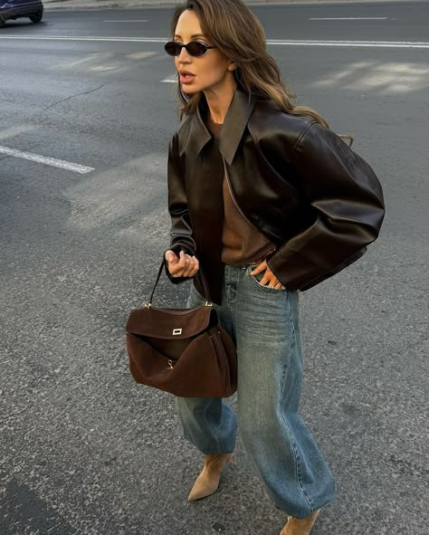 Meet your new favorite accessory: the suede dark brown Balenciaga Rodeo-inspired bag from Trendiesty! It’s the perfect blend of elegance and everyday wearability. Whether you’re heading out for brunch or a night on the town, this bag adds that touch of luxe to any outfit. Trust us, you won’t want to leave home without it! 🌟 #Trendiesty #BalenciagaInspired #SuedeStyle #FashionMustHave #ChicEveryday #FallVibes #EffortlessElegance Balenciaga Bag Outfit, Suede Bag Outfit, London Aesthetic Outfits, Town Outfits, Suede Outfit, Fashion Forecasting, Suede Bag, Bag Outfit, Suede Fashion