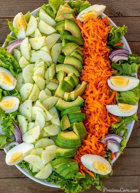 Lettuce Salad Recipes, Red Onion Salad, Health And Fitness Apps, Salad Ideas, Best Salad Recipes, Lettuce Salad, Avocado Chicken Salad, Kinds Of Salad, Easy Salads