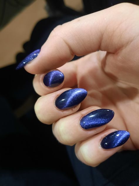 Dark Blue Galaxy Nails, Almond Nails Galaxy, Dark Blue Gradient Nails, Dark Blue Velvet Nails, Dark Galaxy Nails, Dark Blue Iridescent Nails, Space Blue Nails, Dark Blue Holographic Nails, Dark Blue Prom Nails Almond