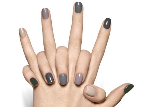 These 5 nail art ideas from @goodhousemag will keep you cozy in neutral colors this fall Minimalist Nail Art, Gray Nails, Neutral Nails, Minimalist Nails, Perfect Nails, Love Nails, Trendy Nails, How To Do Nails, Beauty Nails