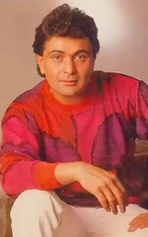 Glamour Clothing, Cute Couple Sketches, Divya Bharti, Sanjay Dutt, Rishi Kapoor, Couple Sketch, Indian Actors, Awesome Photography, Picture Movie