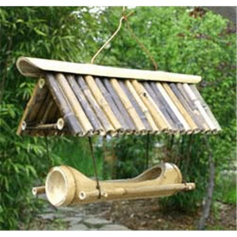 Bird Feeder Diy, Bamboo Diy, Bamboo House Design, Bird House Feeder, Bamboo Decor, Bamboo Architecture, Bamboo Construction, Bamboo Art, Diy Bird Feeder