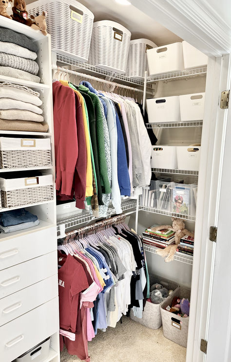 Tap to shop a professional organizer's favorite products to organize a closet! Organizing Clothes In Drawers, Teen Girl Closet Organization, Teen Girl Closet, Girl Closet Organization, Clothes In Drawers, Organize A Closet, Girls Closet Organization, Organizing Clothes, Small Closet Organization