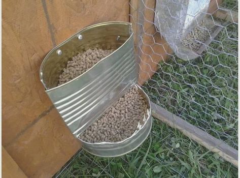 Skyview Acres: DIY rabbit feeders Diy Rabbit Feeder, Raising Rabbits For Meat, Diy Rabbit Hutch, Rabbit Feeder, Rabbit Pen, Rabbit Farm, Meat Rabbits, Raising Rabbits, Rabbit Cages