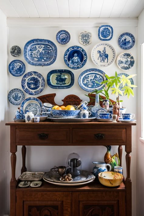 How To Display Collections | Whether you collect Pez dispensers, straw hats, heart-shaped rocks, or anything else on earth, you probably want to corral your treasures in an attractive, efficient fashion. These 15 examples, including detailed DIYs, might inspire you to put your beloved collection on display at last. Plates On The Wall, Blue And White Plates, Blue White Decor, Plate Wall Decor, Plate Decor, White Christmas Decor, Hanging Plates, Blue And White China, Flow Blue