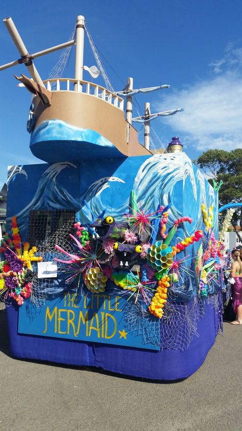 Under The Sea Hoco Float, Little Mermaid Homecoming Float, Under The Sea Parade Float, Under The Sea Float Parade, Disney Homecoming, Hoco Themes, Halloween Parade Float, Mermaid Float, Theatre Decorations