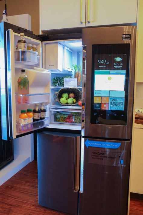 Smart Kitchen Technology, Baddie Bedroom Ideas, Smart Fridge, Smart Refrigerator, Kitchen Technology, Smart Home Design, Smart Kitchen, Smart Appliances, Smart Home Technology