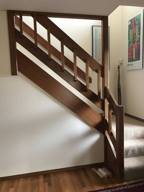 Before - Midcentury - Staircase - Portland - by Portland Stair Company Mid Century Modern Railing, Midcentury Stairs, Mcm Stairs, 1970s Staircase, Mid Century Modern Stair Railing, 1960s Staircase, Mid Century Stair Railing, Japanese Stairs, Mid Century Stairs