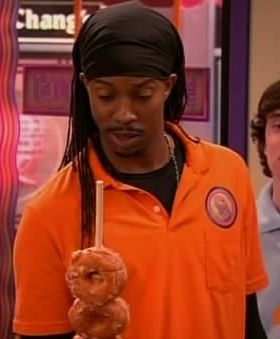 "Why didnt you put the donuts through the hole already there?" Sam Pucket T Bo Icarly, Meme Day Costumes, Movie Character Makeup, Childrens Book Character Costumes, Character Day Ideas, Female Movie Characters, Meme Costume, Homecoming Spirit Week, School Spirit Week