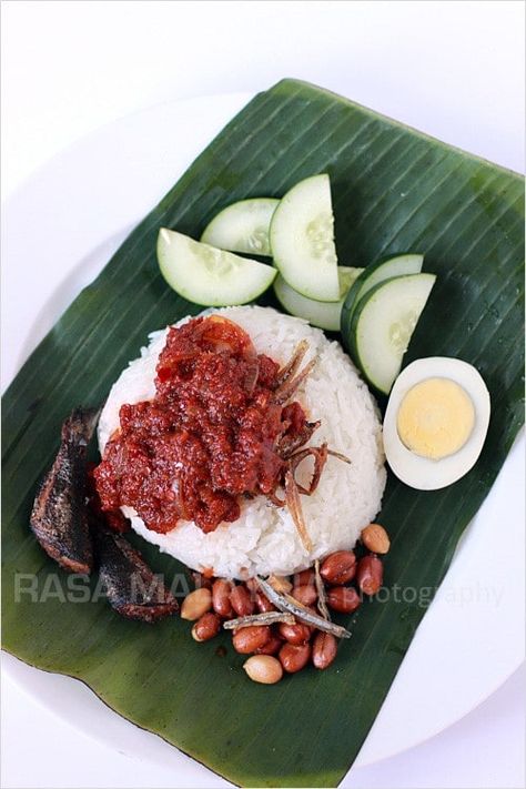 Sambal Recipe, Coconut Milk Rice, Masakan Malaysia, Milk Rice, Malay Food, Malaysian Cuisine, Rasa Malaysia, Nasi Lemak, Singapore Food