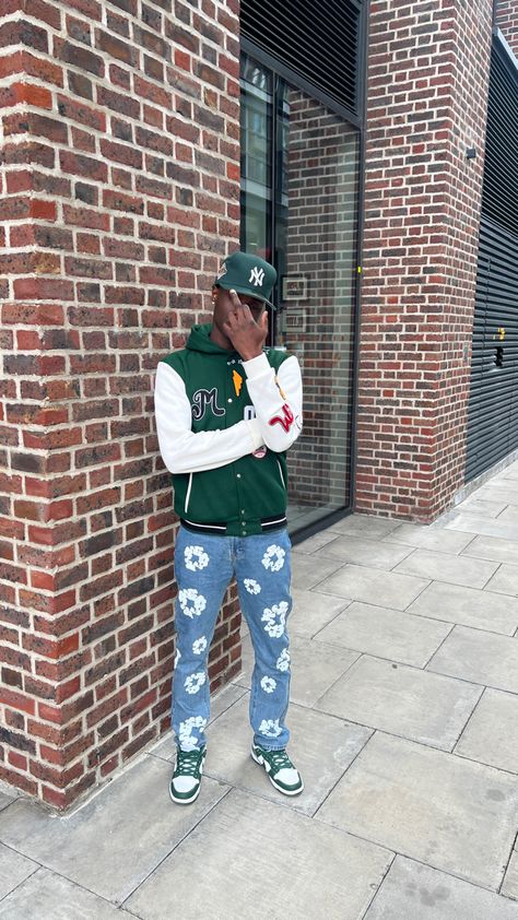 Outfit details: Green new york yankees fitted hat, green varsity jacket, blue denim tears jeans, green dunks. Denim Tears Outfit, Denim Tears Jeans, Green Dunks, Green Varsity Jacket, Yankees Fitted Hat, Yankee Fitted, Fit Board, Drippy Outfit, Denim Tears