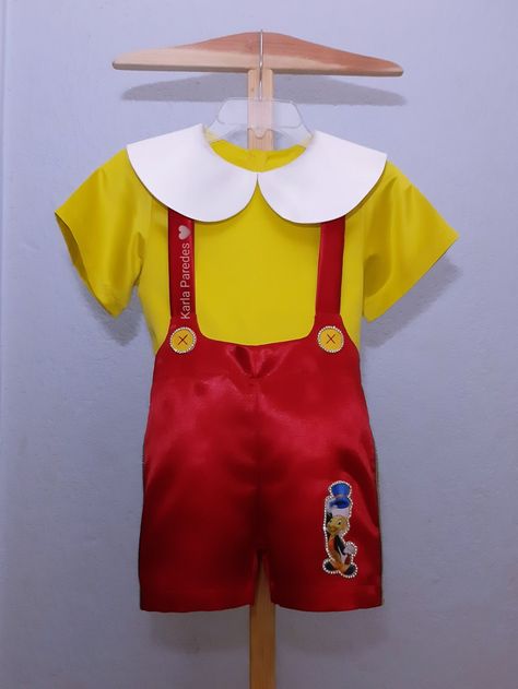 Conjunto disfraz pinocho Disney cuentos clásicos Disney