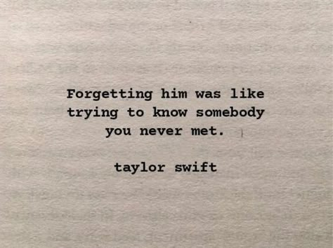 Song Lyric Quotes Aesthetic, Poetry Song Lyrics, Taylor Swift Lyric Quotes, Taylor Swift Song Lyrics, Taylor Lyrics, Swift Lyrics, Taylor S, Red Taylor, Taylor Swift Lyrics