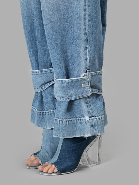 Tas Denim, Detail Couture, Mode Kimono, Denim Inspiration, Chic Outfit Ideas, Denim Ideas, Denim Day, Shoes Ideas, Double Denim