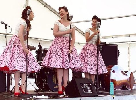 The Glamophones looking as gorgeous as ever in Lindy Bop  #LindyBopLove Lindy Bop Dress, Lindy Bop, Rockabilly Style, Rockabilly Fashion, Modern Vintage, High Low Dress, High & Low, Dress Shop, Dresses