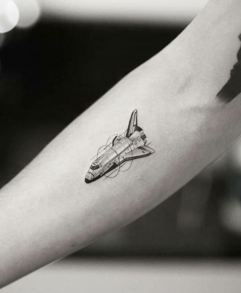 Starship Tattoo, Space Shuttle Tattoo, Space Tattoo Designs, Rome Tattoo, Spaceship Tattoo, Rocket Tattoo, Globe Tattoos, Space Tattoos, Airplane Tattoos