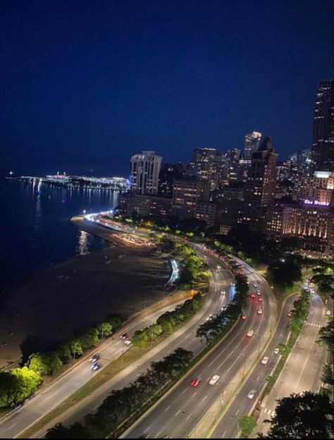 This view never gets old. Lake Shore Drive, Chicago IL 2023 Lake Shore Drive Chicago, Pier House, Buckingham Fountain, Field Museum, Lake Shore Drive, Soldier Field, Grant Park, Navy Pier, Chicago Art