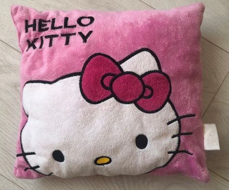 Pink Black Room, Stuffed Animal Bean Bag, Black Room Decor, Hello Kitty Pillow, Hello Kitty Bedroom, Hello Kitty Kitchen, 2000s Pink, Y2k Accessories, Hello Kitty Characters