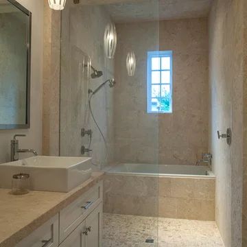 Travertine Tile Bathroom Color Schemes, Bathroom Travertine, Beige Tile Floor Bathroom, Travertine Bathroom Modern, Beige Tile Bathroom Color Schemes, Travertine Bathroom Update, Travertine Floors Bathroom, Calacatta Marble Bathroom, Beige Tile Bathroom