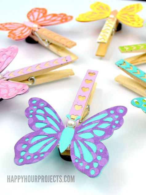 5 Easy Crafts With Clothespins Pretty Pegs, How To Make Butterfly, Clothespin Magnets, Clothespin Crafts, Pin Crafts, Magnet Crafts, Paper Butterflies, Clothes Pin Crafts, Diy Bracelets Easy