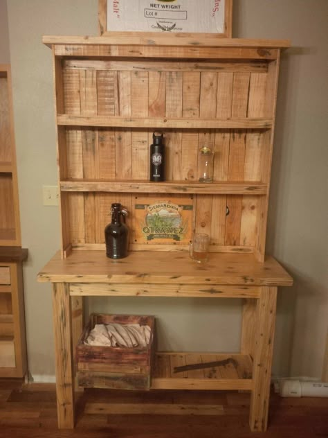 My first project made for my son’s Christmas present. #Hutch, #Kitchen, #PalletShelves, #RecyclingWoodPallets #PalletCabinetsWardrobes Pallet Hutch, Outdoor Hutch, Pallet Projects Outdoor, Pallet Dresser, Pallet Cabinets, Pallet Bars, Rustic Signage, Beer Ideas, Pallet Bookshelf