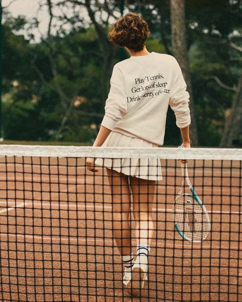 Tennis Photoshoot, Emily Oberg, Rich Clothes, Arthur Ashe, Pleated Skirt Short, Venus Williams, Tennis Clubs, Play Tennis, Sporty And Rich