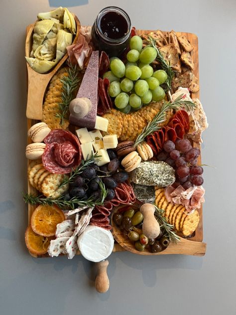 charcuterie board made entirely out of trader joes products Fall Trader Joes Charcuterie Board, Truffle Charcuterie Board, Trader Joe’s Charcuterie, Trader Joes Charcuterie Board, Trader Joes Products, S Charcuterie Board, Cheese Platers, Homestyle Cooking, Trader Joe's Products