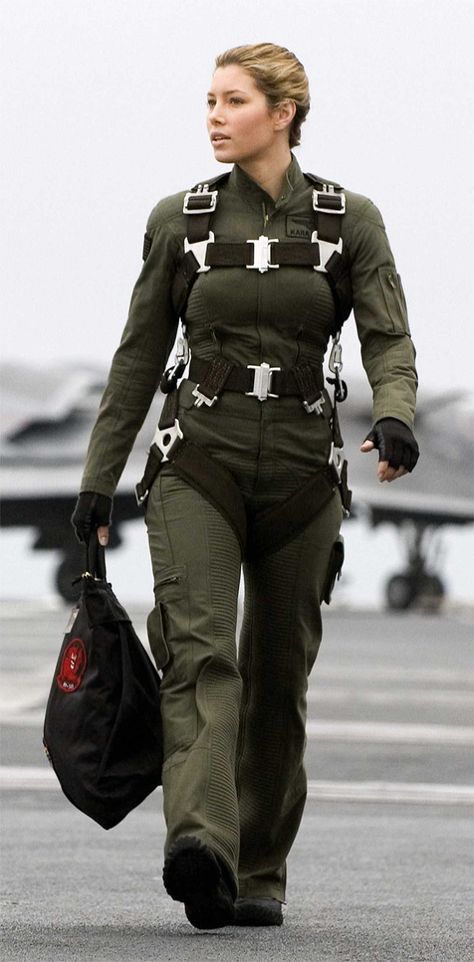 Aviation Outfit Women, Female Aviator Aesthetic, Airshow Outfit Women, Female Marines Uniform, Old Pilot Uniform, Vintage Pilot Outfit, Air Force Women Uniform, Pilot Outfit Women, Aviation Outfit