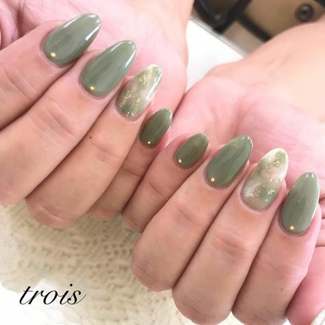 Sunflower Nail Art, Rock Nails, Japanese Nail Design, Feet Nail Design, Self Nail, Minimal Nails Art, April Nails, Eye Nail Art, Green Nail Art