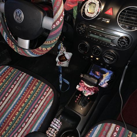 Volkswagen Beetle Interior Ideas, Vw Beetle Interior Accessories, Beetle Decorations, Volkswagen Beetle Interior Decor, Boho Car Aesthetic, Beetle Car Aesthetic Interior, Hippy Car, Volkswagen Beetle Aesthetic Interior, Car Decorations Interior Hippie