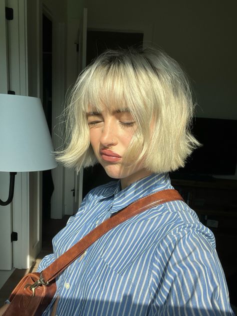 #bob #bangs #blondebob #bobandbangs Bleached French Bob, Short Blonde Bob With Bangs Fine Hair, Short Blond Haircut With Bangs, 90s Short Hair Blonde, Bleached Bob With Bangs, Short Blonde Bobs With Bangs, Bleach Blonde Bob With Bangs, Platinum Bob With Bangs, Blonde Short Bob With Bangs