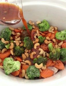 Crock Pot Cashew Chicken Cashew Chicken Crockpot, Crockpot Cashew Chicken, Pot Food, Cashew Chicken, Crockpot Dishes, Healthy Crockpot, Crock Pot Cooking, Slow Cooking, Chicken Crockpot Recipes