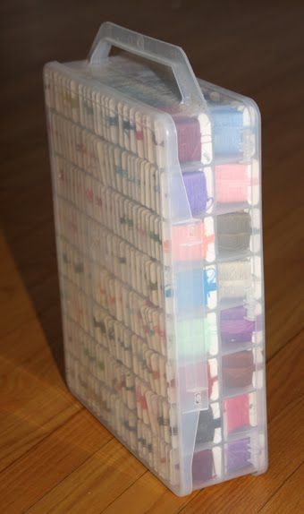 embroidery floss stored in sewing thread storage box - would hold a great deal in a small area Cross Stitch Thread Storage, Dmc Floss Organization, Cross Stitch Thread Organization, Floss Organization Ideas, Dmc Storage, Floss Storage Ideas, Embroidery Floss Organization, Diy Embroidery Floss Organizer, Floss Organization