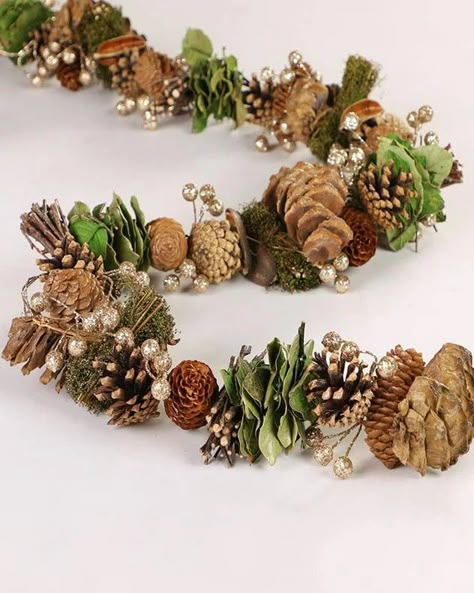 Natural Christmas Garland, Rustic Garland, Festive Garland, Woodland Christmas Decor, Autumn Garland, Pinecone Garland, Woodland Walk, Wooden Roses, Aussie Christmas