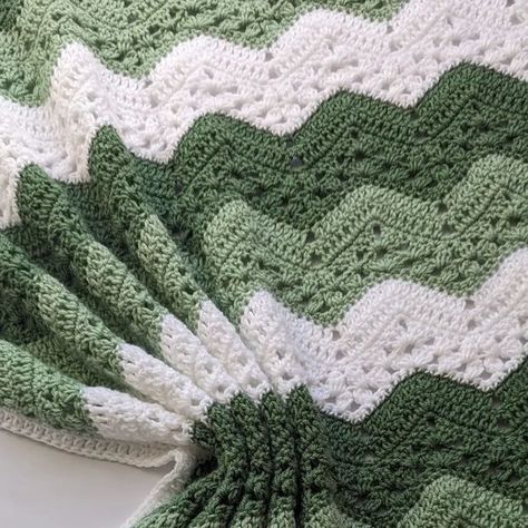 Green Crochet Throw Blanket, Crochet Blanket Patterns Green, Green And White Blanket, Sage Green Baby Blanket Crochet, Sage Green Crochet Blanket, Crochet Green Blanket, Green Crochet Baby Blanket, Green Crochet Blanket, 6 Day Kid Blanket