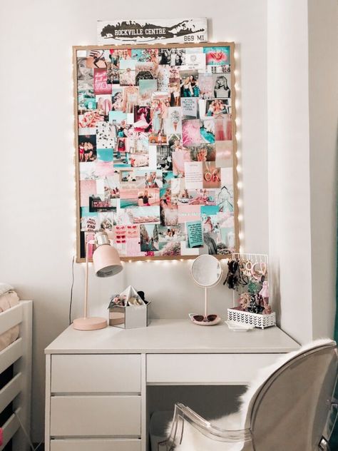 Bulletin Board Notice Board Ideas Bedroom, Cork Board Picture Ideas, Picture Bulletin Board Ideas Bedroom, Anime Cork Board, Bullion Board Ideas, Dorm Room Bulletin Boards, Cork Board With Pictures, Dorm Bulletin Boards Room Decor, Bulletin Board Inspo Bedroom