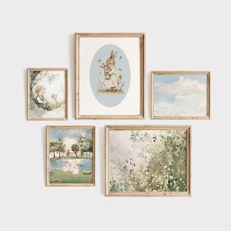 A neutral vintage nursery gallery wall set of 5 Nursery Gallery Wall Girl, Vintage Boy Nursery, Vintage Nursery Boy, Gallery Wall Vintage, Cottagecore Nursery, Nursery Gallery Wall, Vintage Girl Nursery, Nursery Decor Vintage, Vintage Gallery Wall