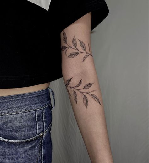 Leaves Upper Arm Tattoo, Foliage Arm Wrap Tattoo, Elbow Wrap Tattoos For Women, Warp Around Arm Tattoo, Ivy Forearm Tattoo, Floral Arm Wrap Tattoos For Women, Elbow Wrap Around Tattoo, Ivy Vine Tattoo Arm, Ivy Wrapped Around Arm Tattoo